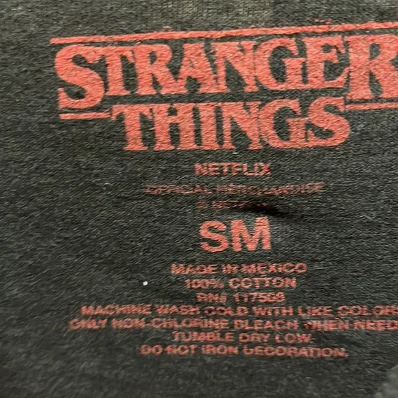 Stranger Things Eleven Elle T-Shirt Size Small❗️BRAND NEW❗️ - Picture 4 of 5
